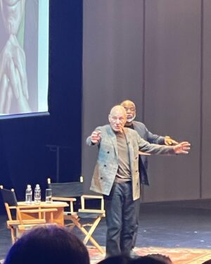 Megan Le Instagram - Pinch me! I got to sit and listen to the great @sirpatstew speak, laugh, and serenade us all with his soothing voice, wit and big heart. Moderated by his long time pal, and every reader’s favorite, @levar.burton, watching these two kick it was such a treat! For a very long time Sir Patrick Stewart has been an icon for me; a permanent fixture in my mind when I consider the powerful impact of storytelling and imagination. I cannot wait to read his memoir and discover more about this man’s incredible life.
.
.
. @livetalksla 
#makingitso #sirpatrickstewart #memoir #startrek #startrektng #startrekpicard #jeanlucpicard #levarburton #awinterstale #professorxavier #shakespeare #makeitso #trekkie #scifi
