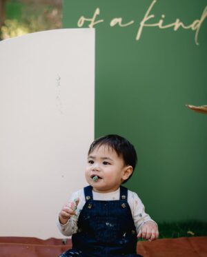 Megan Le Instagram - Our youngest turned 1 a while ago and I’m just now getting around to posting these!

The milestones of that first year truly flew by but the discoveries our family has made with each other and about each other have made it the most precious year to date. Our family is so fortunate to have a village of the world’s finest humans who teach me and my kids how to love and be loved exactly as we are. 

Thank you for capturing this special day @rebeccacoursey_photosandfilm 
.
.
#babysfirstbirthday #toddlersofinstagram #hapa #vietnameseamerican #ittakesavillage #motherhood #parenthood #firstbirthday #family #love #kidsbirthday #smashcake #losangeles #familyphotography #community