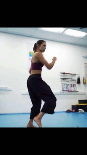 Megan Le Instagram - I really miss this mat. These bags. This dojang. My time at this home was so transformative. I made lifelong friendships, was pushed harder than ever and it set me on a path I’ll be forever grateful for. My love, deep respect and gratitude for @thesimonrhee and all my colleagues from SRTKD. 🥋🤍🇰🇷

#tbt #martialarts #martialartist #tkd #taekwondo #kicking #boxing #muaythai #mma #karate #jkd #gymrat #fitness #workout #fight #fighter