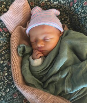 Megan Mitchell Instagram - One week with Marlowe Frances. She came into the world on 4•5•23 and we’re thrilled she’s finally here