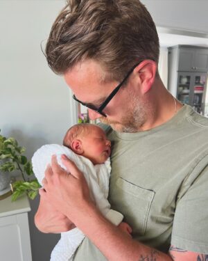 Megan Mitchell Instagram - One week with Marlowe Frances. She came into the world on 4•5•23 and we’re thrilled she’s finally here