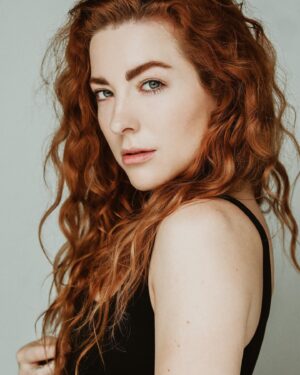 Megan Serena Trainer Instagram - that new, new ... thank you @karolinaturekphotography •
#karolinaturekphotography #triskotalentmanagement