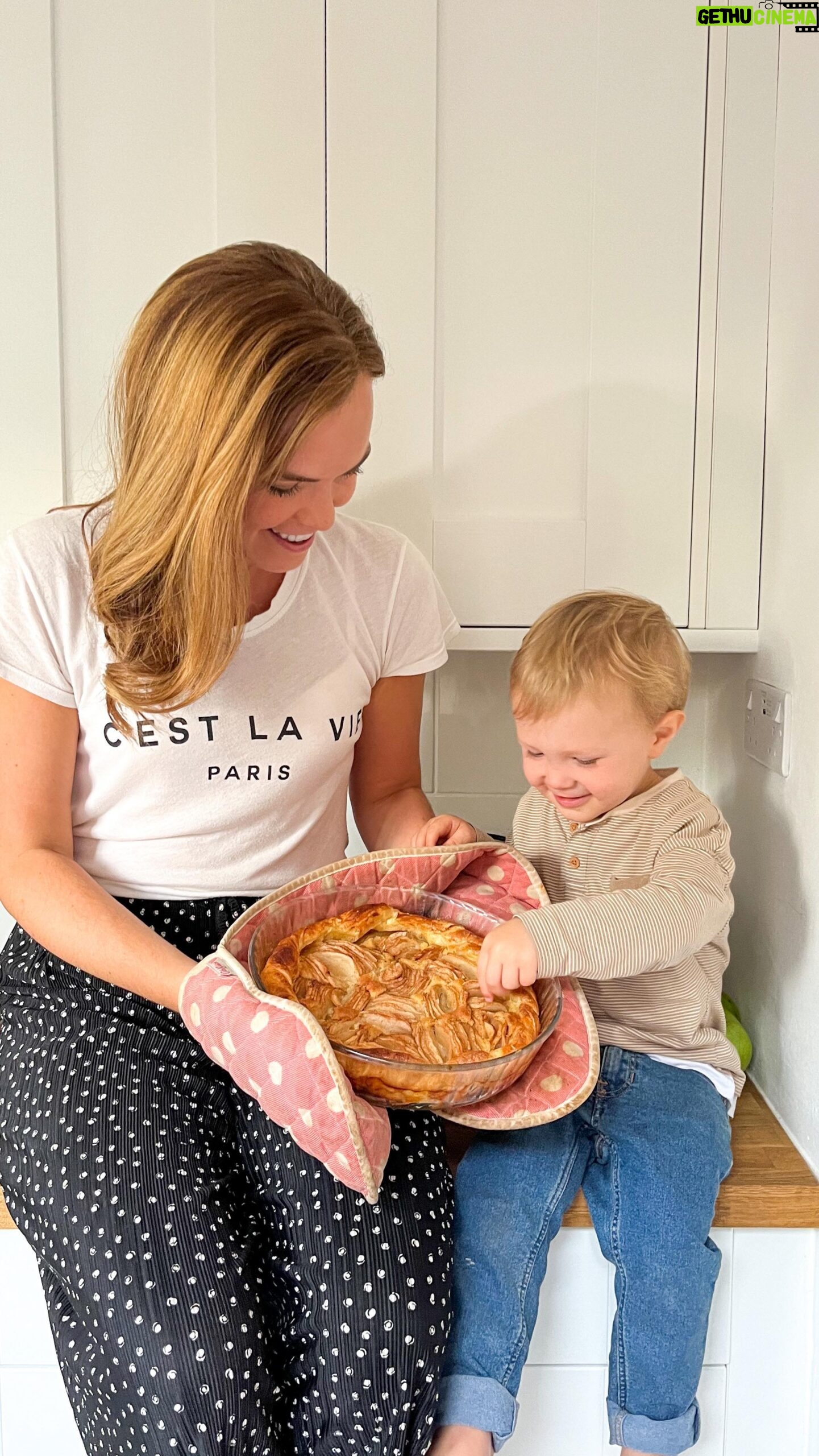 Megan Taylor - 91 Likes - APPLE GALETTE
Starting my Autumn baking a little bit early. We had a packet of puff pastry about to go out of date in the fridge and a neighbour was giving away a load of their homegrown cooking apples so it had to be made.
I added a frangipani inside and sprinkled our homemade cinnamon sugar on top before serving.
It tastes nice but I don’t think I’m a sweet puff pastry gal. I’d rather have a savoury puff bake I think 🤔
•
•
•
#galette #baking #thegreatbritishbakeoff #inspiredbaking #bakingideas #autumnbaking #applepie #applegalette #momandson #mumandson #bakingwithmykid #foodinspiration #bakinginspiration #surbitonmum #surbitonmums