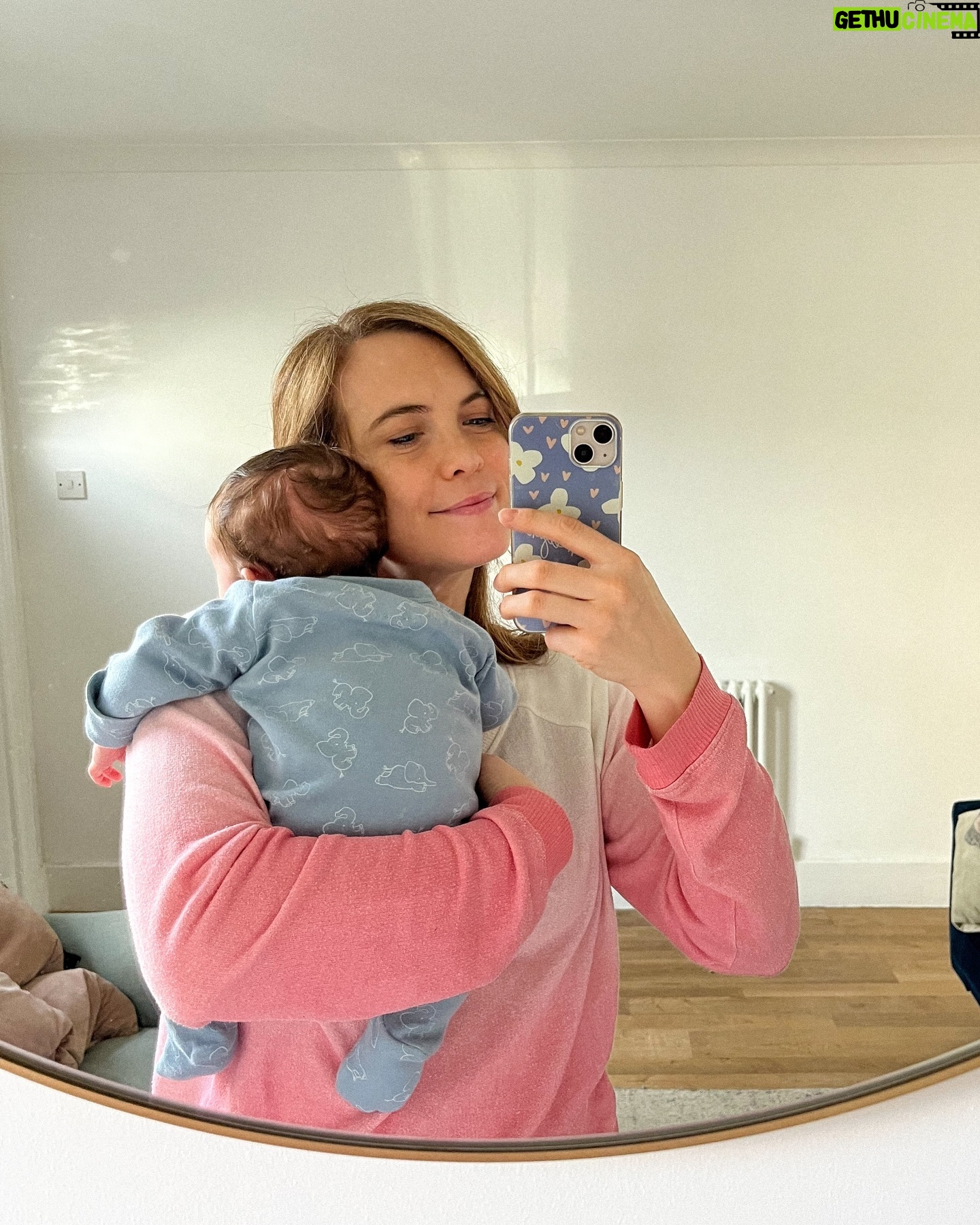 Megan Taylor - 3 Likes - Mirror selfies with Oscar 🥰
I feel like the house is starting to come together.
The bare bones were sorted before moving in and now I’d like to say we are in the finessing stage but it’s actually the lived in stage where we’ve worked out what the next steps are.
The next steps were most importantly…STORAGE!!
As seen on my stories, that meant built in cabinets in the recessed areas either side of the fireplace.
Next stage is ordering the floor to ceiling double larder cupboards (three of them) for the dining room. Keep watching for developments xx
•
•
•
#houserenovation #selfiewithmyboy #babyboy #onemonthold #livinginarenovation #mirrorselfie #mumandson #momandson living in a renovation . Time for some storage to be built !