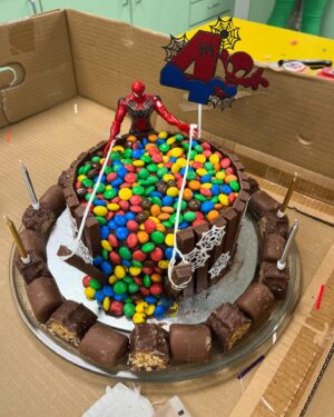 Megan Taylor Instagram - I have a 4 year old 🤯 🎈 
Here’s the finished cake 🎂 
I also made 20 Spiderman cupcakes to hand out to the kids because I realised late on Friday night that trying to cut the big cake into 20 was not going to happen!
Another photo included of the food bags which I had such fun filling in a factory style fashion 😝 
We hired Thames Ditton church hall and the company Playball with 20 of Albie’s friends.
Albie loved it and I think will remember it for a long time 🥰 
Sooo much more to write but Oscar is finishing his feed now which means I won’t be on my phone again for 3 hours 😝 👋 

#birthdaycake #spidermanbirthdaycake #marvelcake #4yearsold Thames Ditton birthday Playball birthday party