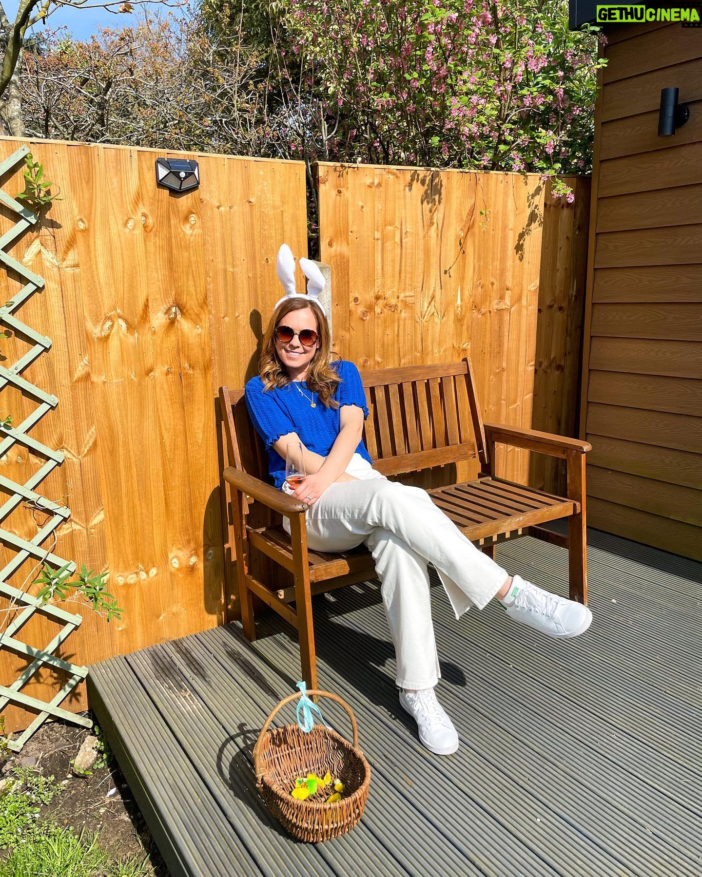 Megan Taylor - 3 Likes - EASTER - over and out ✌🏼
How was your Easter weekend? Wasn’t it made a million times more glorious with the sunshine and actual heat!!
This was my drinking champagne at my parents yesterday having five minutes to myself. It was amazing 😆
•
•
•
#champagne #momenttomyself #familytome #eastertime #mumfluencer #easterbunny