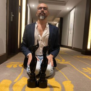 Megha Mathur Instagram - #aboutlastnight 

#Joram won big at the 69th @filmfare Awards

#BestStory @nakedindianfakir 

#BestFilmCritics @nakedindianfakir @zeestudiosofficial @bose.anupama 

Photos: #DevashishMakhija

@zeestudiosofficial @bajpayee.manoj @mohdzeeshanayyub @nakedindianfakir @nowitsabhi @smitatambe @tannishtha_c @meghamathurhere @nimmyraphel @khoji_gilgamesh @shreyas_chougule_ @cindrellas_ghost @Dhani_ram_official @Manikant_Shital @Subhashini_Singhania @bose.anupama @deepaksimhal @piyushputy @avrobanerjee @mangeshdhakde @pratulvishera @maliniawasthi @saurabh.ftii @khanshameem78 @sidmeer @viraj_selot @ipankajbatra @joshi.ashvin @dhiman.karmakar #AlokDe @vermasanjeev2279 @subodhsrivastavar @shrikantdesaimakeupdesigner @bhumika.dube @punneitreddy @_padmaja @tangdichicken @suman100art @jaiswal_sanjeev @amrendraamu @ramangupta0217 #muttalibnaqvi #ashishtyagi #vishaltyagi #riyazshaikh #habibsayed @vinamra_pancharia @the.storyteller @ronakbsingh @kislaya_dwivedi @ekbhuliguftugu @kalkiiscoming @jacky_bhavsar @superrman_on_duty @filmy.bee @sahilbalharaa @aayush2107 @asish.cine @i.am.mehakkapoor @tanya_sristy @castingbay @arpanhomeroy @ashima.avasthi @callmenabo @zeecinema @zeemusiccompany @zee5