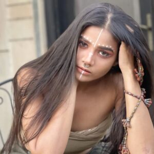 Megha Mathur Instagram - “She said all energy is only borrowed, and one day you have to give it back.”
Making the best out of the collaboration with @makeupbyfaiqa_ and her officer husband with impeccable eye for shots. ❤️
Thank you guys for helping me actualise this theme. 
.
.
.
.
.
.
Which one's your favorite?
.
.
.
.
.
#meghamathuractor #model #collaboration