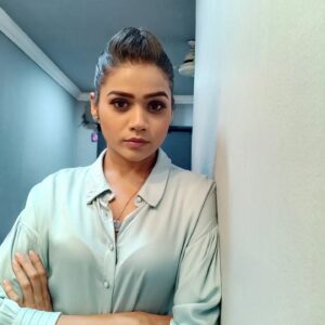 Megha Mathur Instagram - Breaking yet continuing the monotony with this batch of pictures. ❤️
.
.
.
.
.
.
.
#meghamathuractor #meghamathur #aishwaryakhare #apnasaathi #zee5 #model