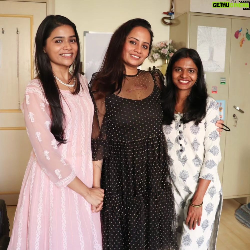 Megha Mathur - 385 Likes - The Black Pink pair of #Joram
Phulo Karma (@smitatambe) with her trusted lieutenant Bidesi (@meghamathurhere)... just looking like WOW!
#Joram is in theatres worldwide for the second week... So go watch this powerhouse pair on screen and see their awe-inspiring performance.