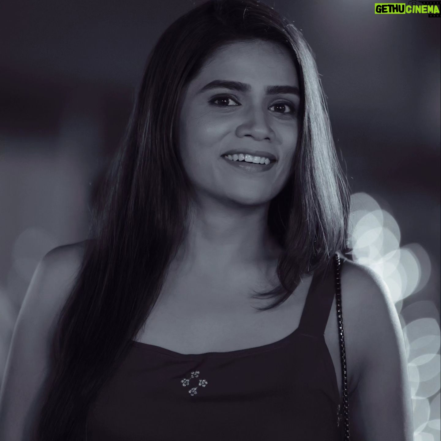 Megha Mathur - 399 Likes - Vani got off early from work to do what?
Swipe right for the BTS from the fourth episode of Dillogical which is streaming now on @amazonminitv
#dillogicalonamazonminitv #dillogical #vanidillogical