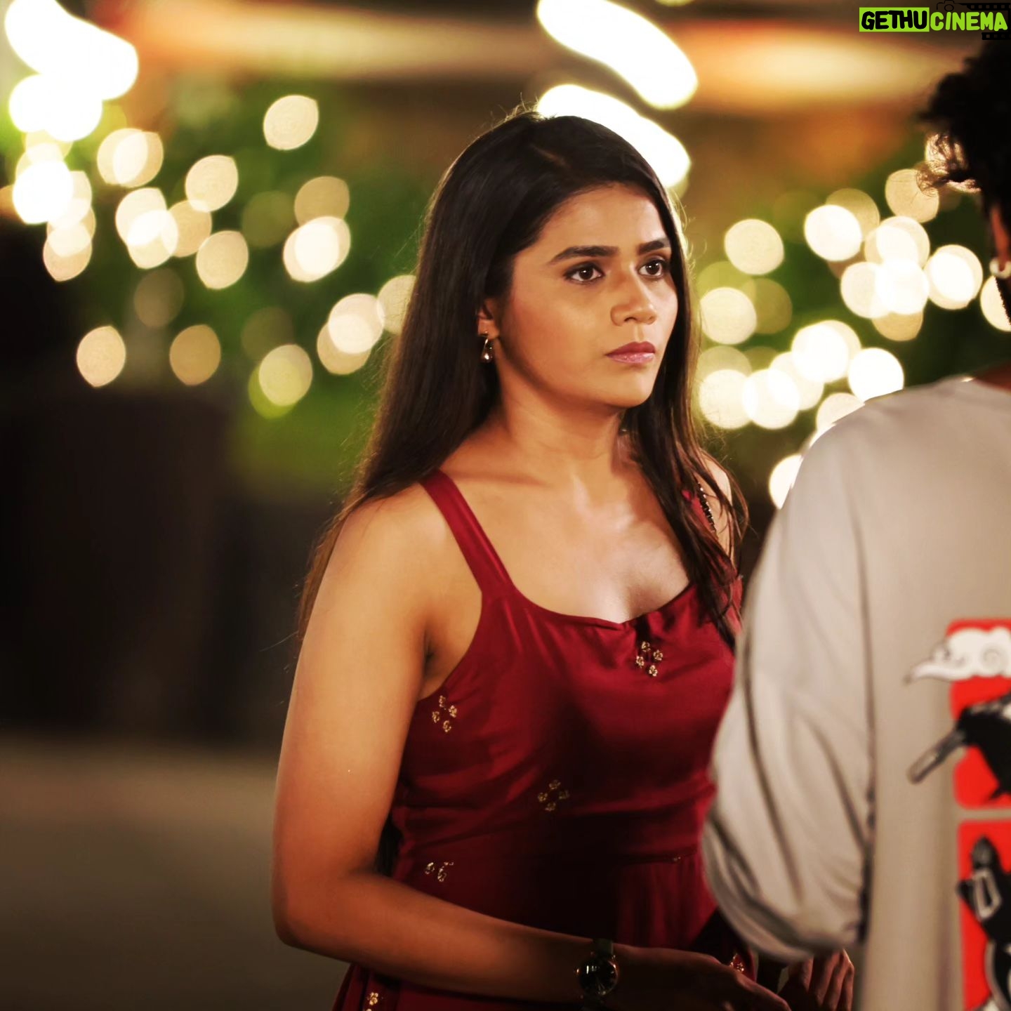 Megha Mathur - 399 Likes - Vani got off early from work to do what?
Swipe right for the BTS from the fourth episode of Dillogical which is streaming now on @amazonminitv
#dillogicalonamazonminitv #dillogical #vanidillogical
