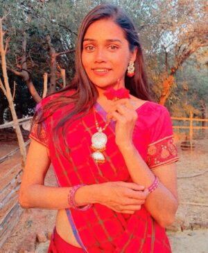 Megha Mathur Instagram - संथाली पंछी और लूंगी (traditional tribal attire) पहन कर कुछ बनाया है जो जल्द ही share किया जाएगा.. ☺️
फिलहाल उस पहनावे की एक झलक ❤️
.
.
.
.
.
.
.
.
#santhalidress #panchhi #panchhilungi #dumkadiaries #photooftheday #pictureoftheday