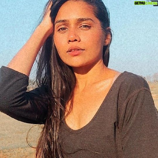 Megha Mathur - 224 Likes - Imma be "काचा बादाम- ing" too! 😋
Watch till the end for something you don't wanna miss haha
.
.
.
.
.
.
.
.
#reelitfeelit #kachabadam #reelsinstagram #dumkadiaries #travelreels #tagblender