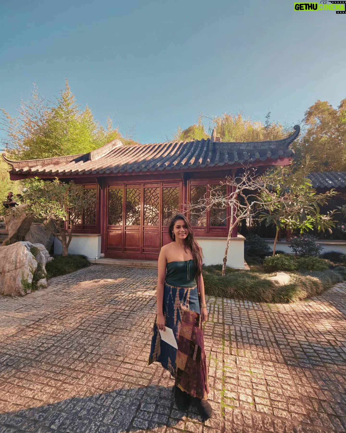 Megha Mathur - 238 Likes - Let's say these will be fondly remembered as a subtle exemplification of Yin-Yang philosophy at the Chinese Garden of Friendship.
As they say Yin-Yang is all about understanding one thing in relation to another, no?
Quintessential framing and clicking of the first picture done by @nakedindianfakir
#sydney #chinesegardenoffriendship #sff #sff2023