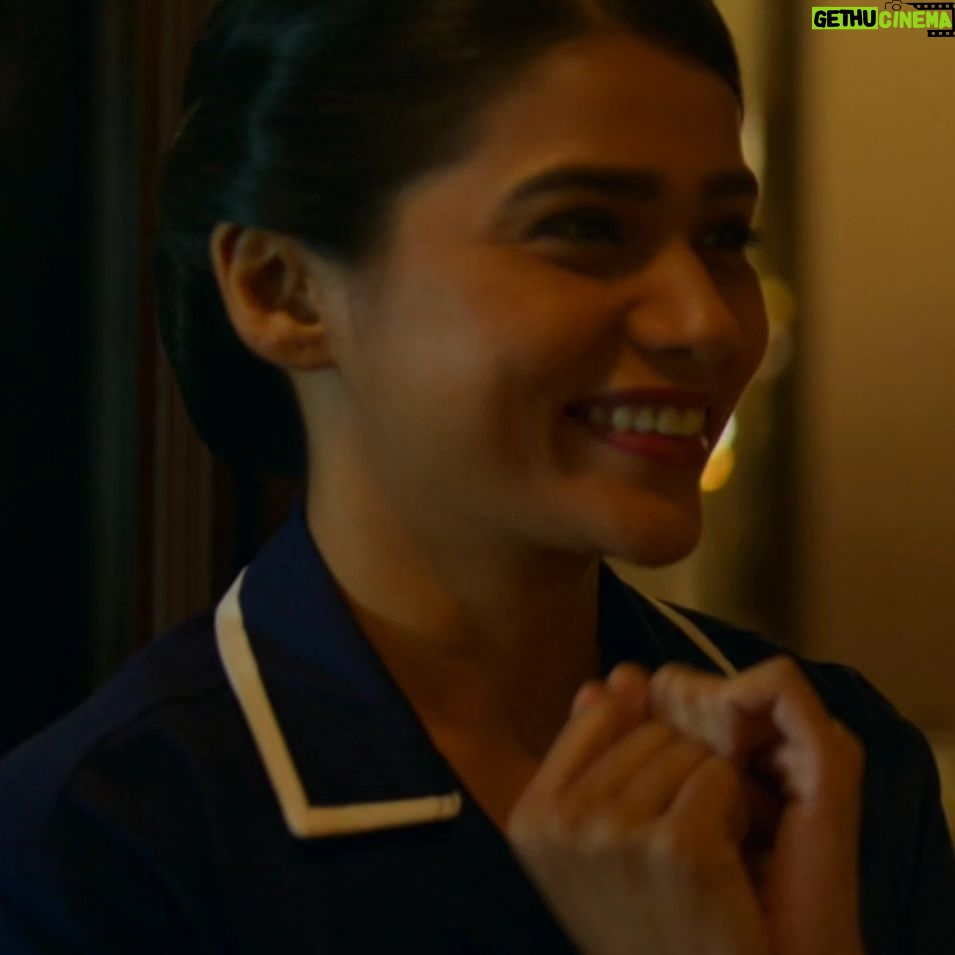 Megha Mathur - 220 Likes - Perhaps too late to the party, but who is keeping track anyway!
So this is from a scene in #JeeKarda - a series that was released on 15th June this year on @amazonprime . A scene, after watching which, few of my very old, long lost friends reached out.
Friendships were rekindled and so was my ❤️
#amazonprime #jeekarda #meghamathuractor