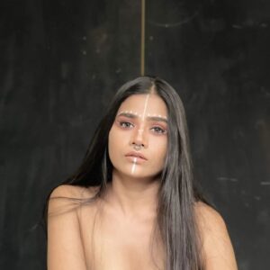 Megha Mathur Instagram - “She said all energy is only borrowed, and one day you have to give it back.”
Making the best out of the collaboration with @makeupbyfaiqa_ and her officer husband with impeccable eye for shots. ❤️
Thank you guys for helping me actualise this theme. 
.
.
.
.
.
.
Which one's your favorite?
.
.
.
.
.
#meghamathuractor #model #collaboration