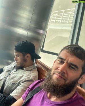 Mehdi Baydulaev Instagram - Лучшая часть нашей жизни состоит из Друзей🤝