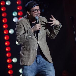 Mehdi Bousaidan Instagram - J'racontais la fois où j'ai perdu mon pouce.

#puissance4