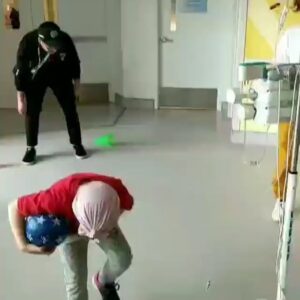 Mehdi Bousaidan Instagram - Quand la petite Olivia te donne une leçon d’humilité 😊. @stjustine