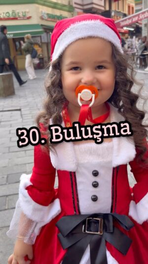 Mehmet Ali Çatal Instagram - 30. Buluşma: Şekerci Cafer Erol. Yeni yılınız şeker tadında olsun! 🍭@sekercicafererol #işbirliği