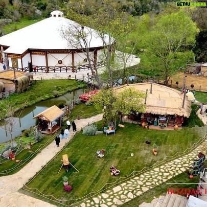 Mehmet Bozdağ - 7.6K Likes - Bayramın ilk günü, Bozdağ Film Platoları’nda nasıl mı geçti? Coşkuyla!
How was the first day of the holiday at Bozdağ Film Studios? Enthusiastically!
#BozdağFilmPlatoları #KuruluşOsman