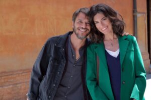 Mehmet Günsür Instagram - 8 Febbraio... @rai1official #leaunnuovogiorno #annavalle #giorgiopasotti #isabellaleone