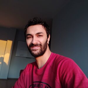 Mehmet Korhan Fırat Instagram - 🖖