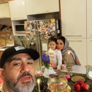 Actor Mehran Ghafourian HD Instagram Photos and Wallpapers August 2022
