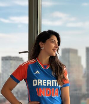 Mehrene Kaur Pirzada Instagram - All set to cheer for 🇮🇳 in my #adidasxt20jersey 
@adidasindia #t20worldcup
