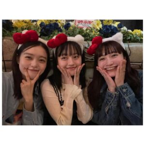 Mei Fukuda Instagram - あかりと樹里ちゃんとサンリオピューロランド！
🎀🎀🎀💖💝✨
いっぱい笑って可愛いに癒されて楽しかった〜☺️

あかり誘ってくれてありがとう！
また遊びに行こう！！🙌🏻🤍