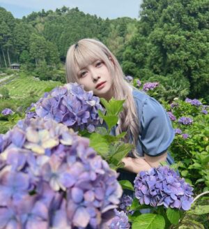 Mei Hashima Instagram - あっという間だよ。

 #紫陽花 #ワンピース #ハイトーン #photo