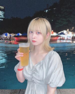 Mei Hashima Instagram - 夏!!ビール!!らぶ!!🍻🍺

 #オクトーバーフェスト  #オクフェス20周年 #ドイツビール #ビール #酒 #夏 #金髪