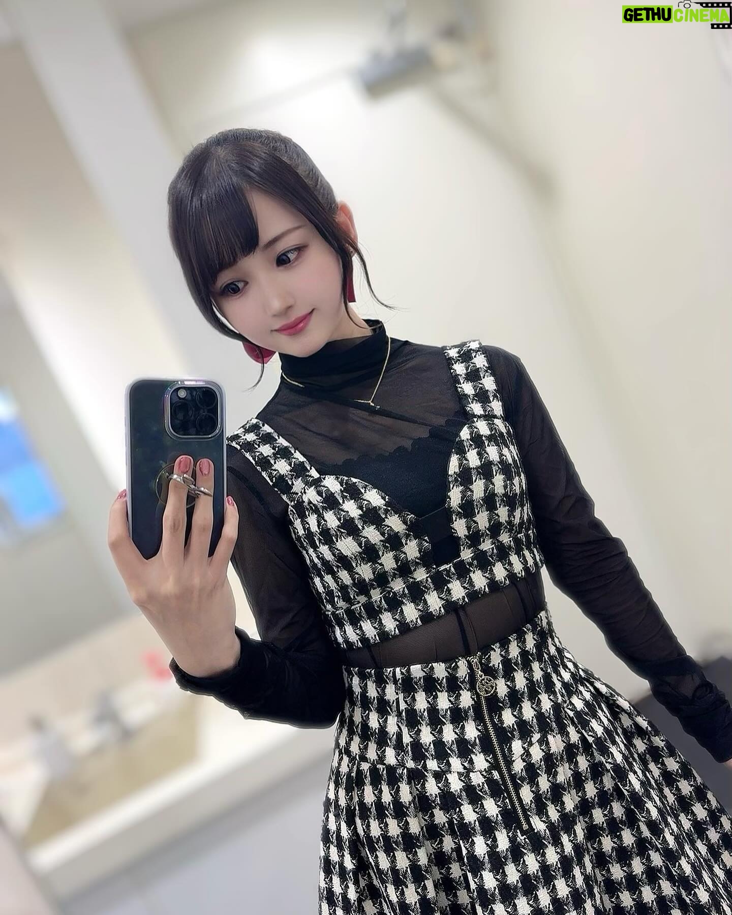 Mei Okada - 3.7K Likes - 🐧