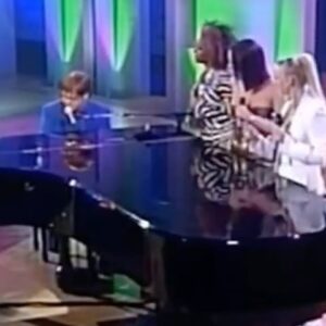 Mel B Instagram - The goooood old days 😍😍 wth  my spice girls and Elton  John this was soooo fun I luv this so much 💜💜🙌🙌