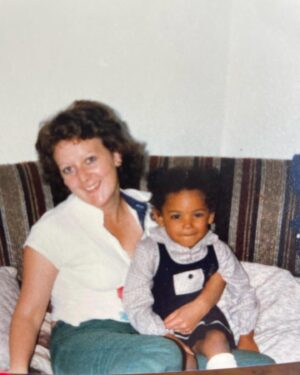 Mel B Instagram - HAPPY BIRTHDAY MUM !!!!! 🎉🎉🎉🎉 your my evrything being close to you is the best thing and having you back in my life after all we been threw is so special an improtant to me you drive me mad sometimes ahahahahh like when you came over last week doing my garden but i really wouldnt have it any other way its the best thing being surrounded by family and youve always been my biggesst supporter and i luv you sooo sooooooo muchhhhhh!!! thank you for everything mum @pandy397 🧡🧡🧡🧡