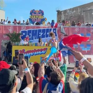Mela Murder Instagram - Me siento muy WEPA! 🇵🇷🇵🇷🇵🇷

Borikuas drop a 🇵🇷 in the comments 

Have fun and be safe this weekend celebrating 

QUE VIVA PUERTO RICO 🇵🇷🇵🇷🇵🇷🇵🇷🇵🇷🇵🇷

📸 @shairacnyc