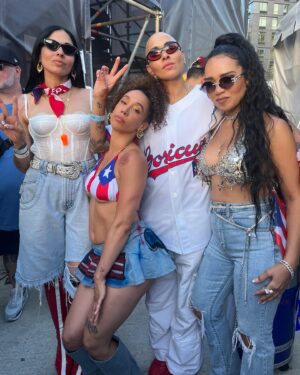 Mela Murder Instagram - I had the honor and privilege of being invited to represent Puerto Rican pride in my birth place Brooklyn NY at the Red Bull culture clash alongside New York City legends!! Ive been trying to find the words that capture how major this moment was but it’s been hard Every single person who was apart of this created an atmosphere that was so authentic to our roots and expression within our Pride. Nuyoricans have and will always contribute so much culturally to this city. It feels so good to celebrate our roots with each other on this level WEPA!!!! Shout out to all the crews that put on for their culture what a gift it was to witness all of your greatness. 

@yourfavoritetwins @djbembona @djtonytouch @remezcla @christianmartir @uniiqu3music @redbullmusic @nuevayorkinos @judysantosofficial @iamj.i @jimjonescapo 

@nol0ngtalk congratulations on the win ! Clash culture comes from Jamaica so we salute and respect. Pero what you said about Puerto Ricans not playing dance hall at the parade was a lie and the AI Michael Jackson was wack 😂 I had to get that off my chest but we love you downnnn and Boricuas are Caribbean so your victory is our victory ! QUE VIVA Puerto Rico