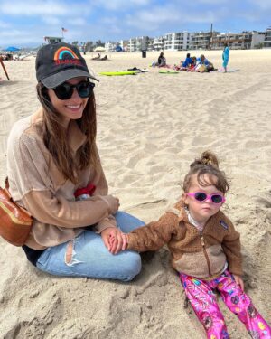 Melanie Papalia Instagram - A few more from this last week🌴🎈🎂