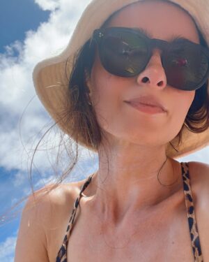 Melanie Papalia Instagram - A few more from this last week🌴🎈🎂