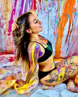 Melanie Posner Instagram - Happy Pride Month from your favorite overly gay artist 🌈💅🏼
Remember that even though we have this month to celebrate all that we are, all that our community has been through, and all that we’ll keep overcoming, be proud of yourself every god damn day of the year ❤️