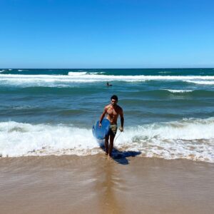 Melih Özkaya Instagram - 🏄🏻‍♂️