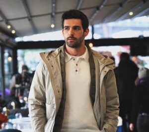 Melih Özkaya Instagram - Son bir saat! 😎 @yalicapkiniresmi @startv