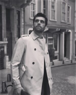 Melih Özkaya Instagram - Umbrella