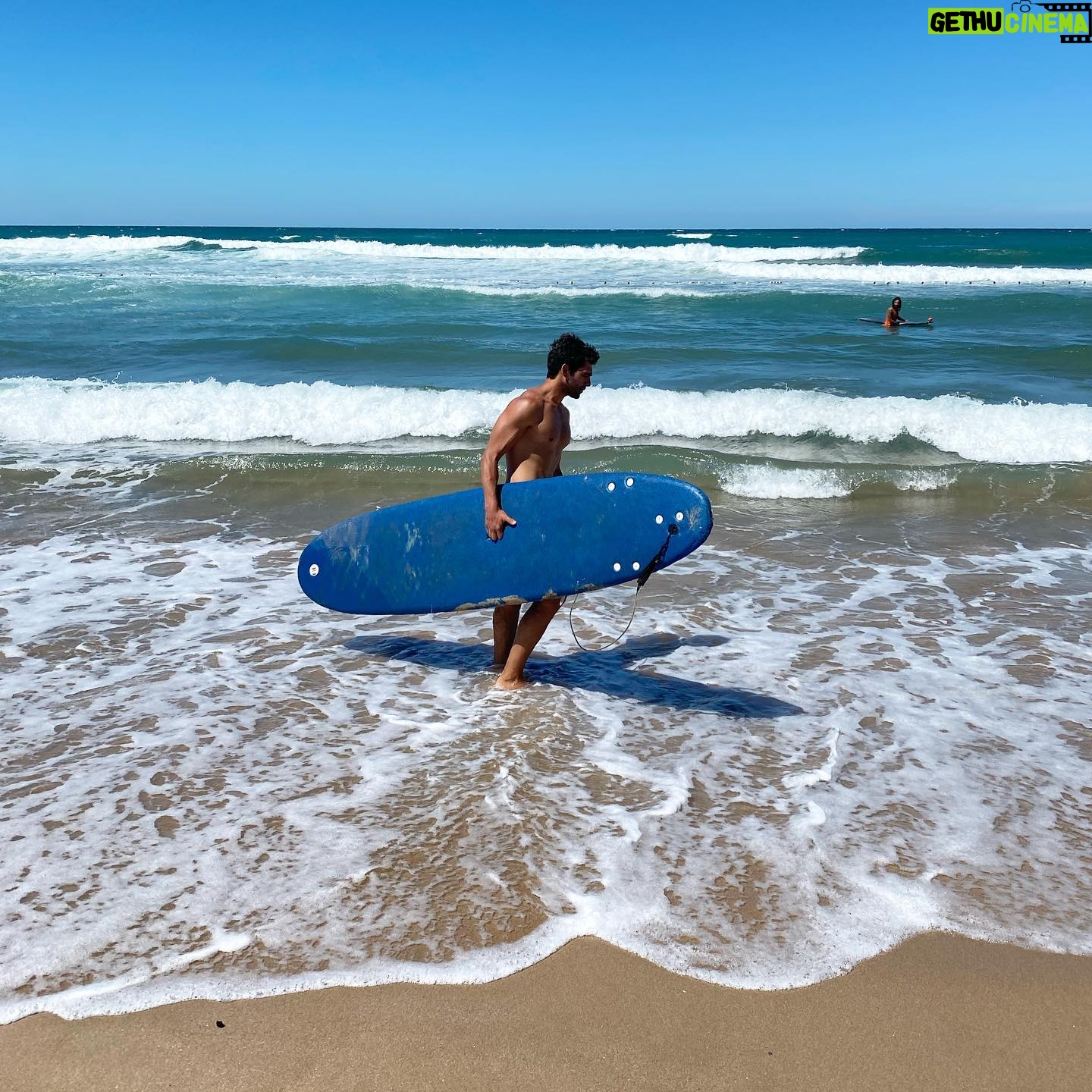 Melih Özkaya - 7.5K Likes - 🏄🏻♂️