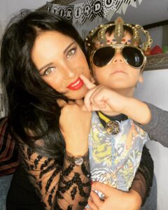 Actress Melike Emiroğlu HD Instagram Photos and Wallpapers January 2021