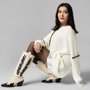 Melisa Seda Instagram - Right now 🤍

#magazinevreni #magazin #fyp #actor #models #melisaseda #kançiçekleri #kancicekleri #kancicekleridizi