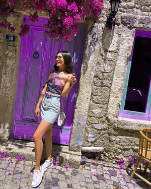 Melisa Seda Instagram - En sevdiğim renk ile uyumum 💜  #instagram #alaçatı #izmir #çeşme #mor #model #oyuncu #dizi #film #magazin #melisaseda #keşfet #fypシ
