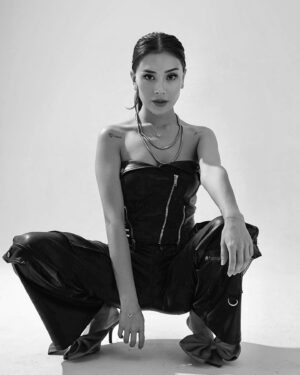 Melisa Seda Instagram - Siyah beyaz film gibi biraz 🎬 
#siyah #beyaz #moda #model #oyuncu #film #sinema #magazin #actor #yenidizi #melisaseda #magazinevreni