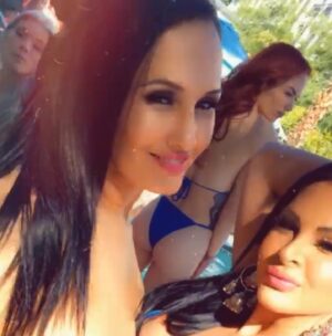 Melissa Anderson Instagram - Nobody knows how to throw a Birthday party like the billion dollar body @thekatieforbes ! 😍😍😍 Love ya babe!  Subscribe to my new OnlyFans for more Birthday Fun to come!!! Link in Bio! 😘